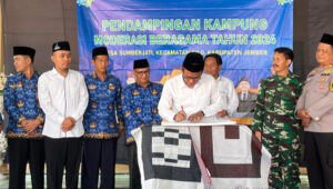 Launching Kampung Moderasi Beragama dan buku Pelangi Damai. (Foto: Humas UIN KHAS Jember)