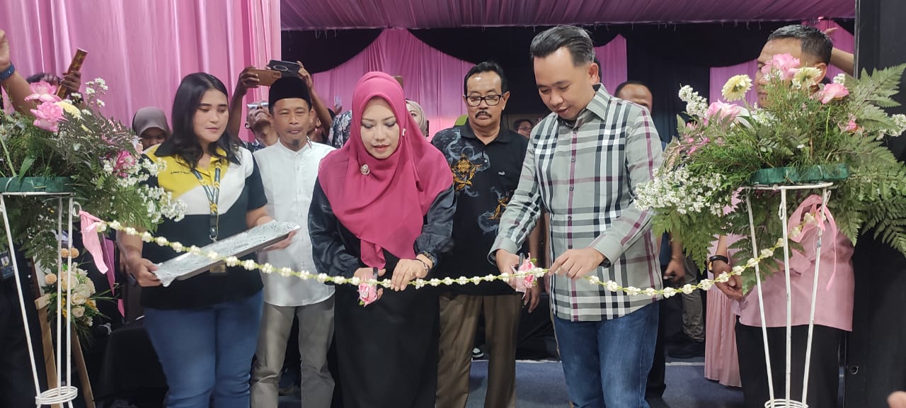 Detik-detik peresmian UNITED E-MOTOR Jember, Sabtu (3/5/2025). (Foto: Istimewa)