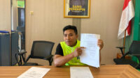 Sektretaris Fraksi PKB DPRD Jember diwawancarai media, Jumat (8/8/2025). (Foto: Istimewa)
