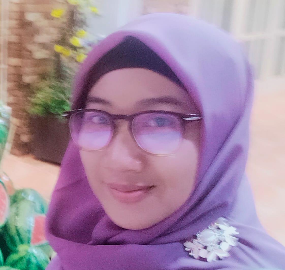 Direktur Bank Sampah 'Sahabat Ibu', Mira Christina Effyati (Foto: Istimewa).