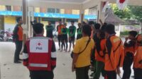 Tim PMI Jember saat koordinasi sebelum melakukan pencarian (Foto: PMI Jember).