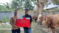JURNAL BANGSA Saat prosesi penyerahan hewan kurban dari pihak Pertamina Gas Negara kepada Komunitas Sedulur Pati (Foto: Humas Sedulur Pati).