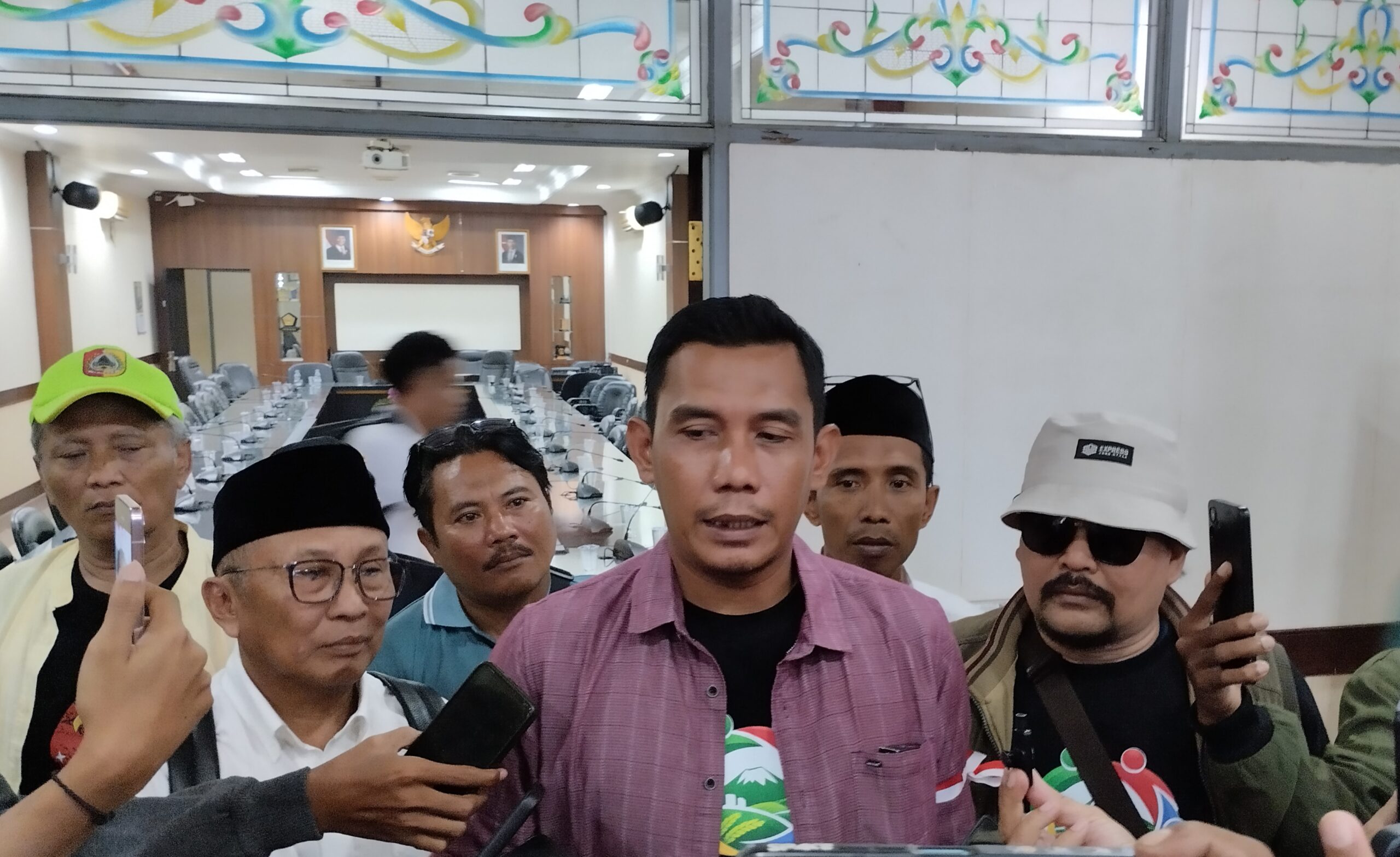 Agus Nur Yasin, Koordinator Lapangan (Korlap) aksi damai dalam mendukung progam Makan Bergizi Gratis (MBG) (Foto: Fadli/Jurnalbangsa).