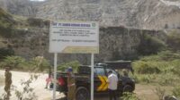 Tim Satuan Tugas (Satgas) Infrastruktur dan Tata Ruang (ITR) Pemkab Jember saat melakukan sidak di sejumlah perusahaan tambang di Gunung Sadeng, Kecamatan Puger (Foto: Istimewa).